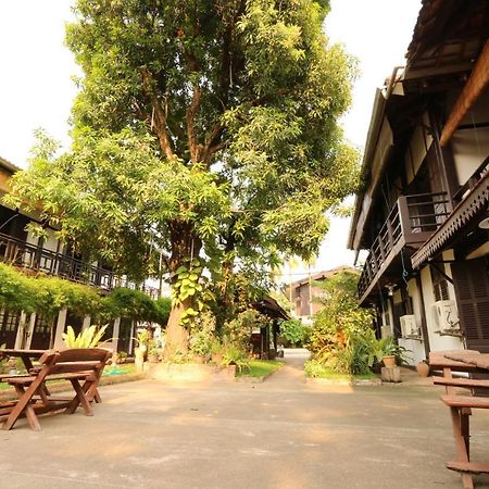 Villa Lao Vientiane Exterior photo