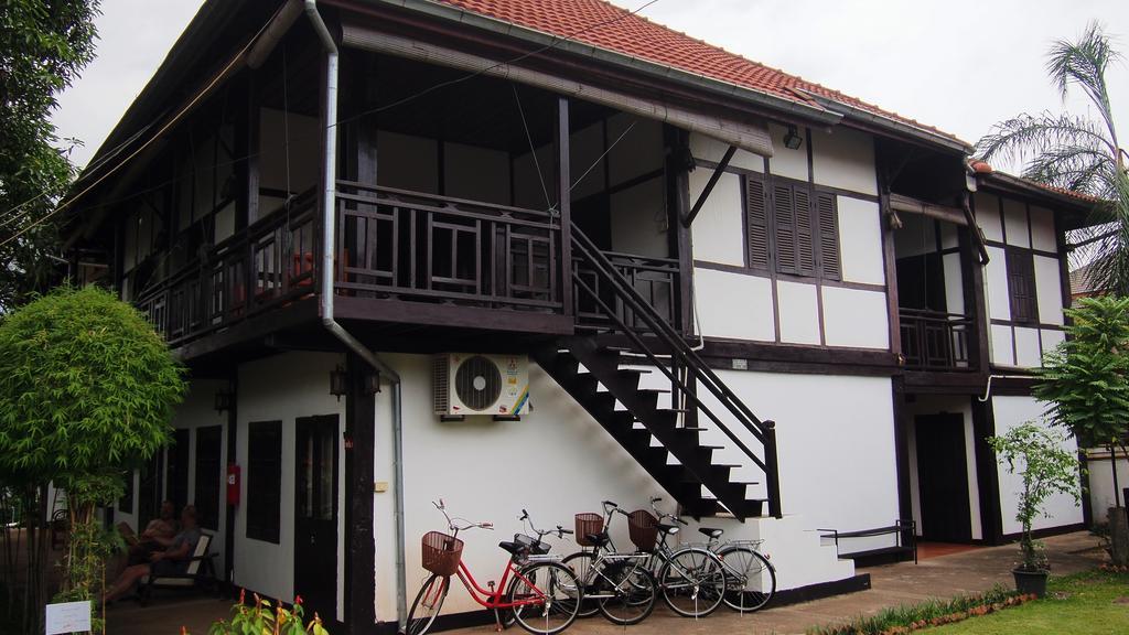 Villa Lao Vientiane Exterior photo