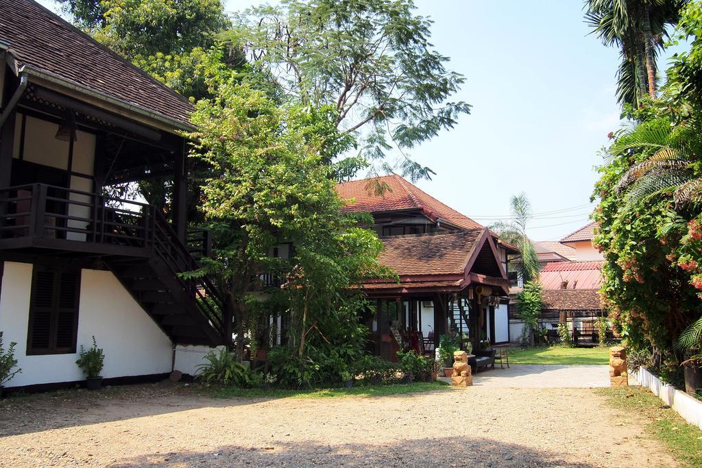 Villa Lao Vientiane Exterior photo