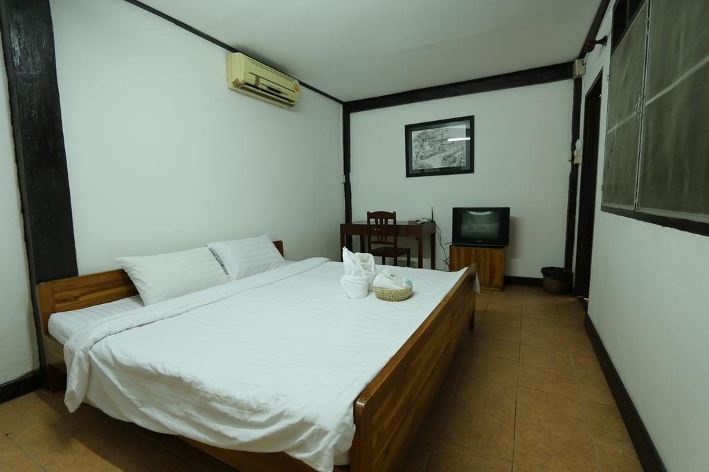 Villa Lao Vientiane Room photo
