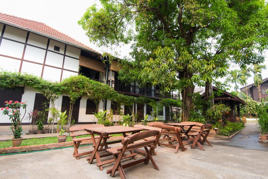 Villa Lao Vientiane Exterior photo