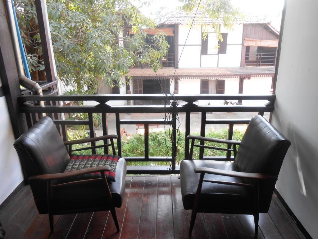 Villa Lao Vientiane Exterior photo